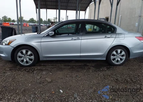 2010 Honda Accord 2.4 Ex-L z USA, uszkodzony, nr VIN 1HGCP2F89AA138277